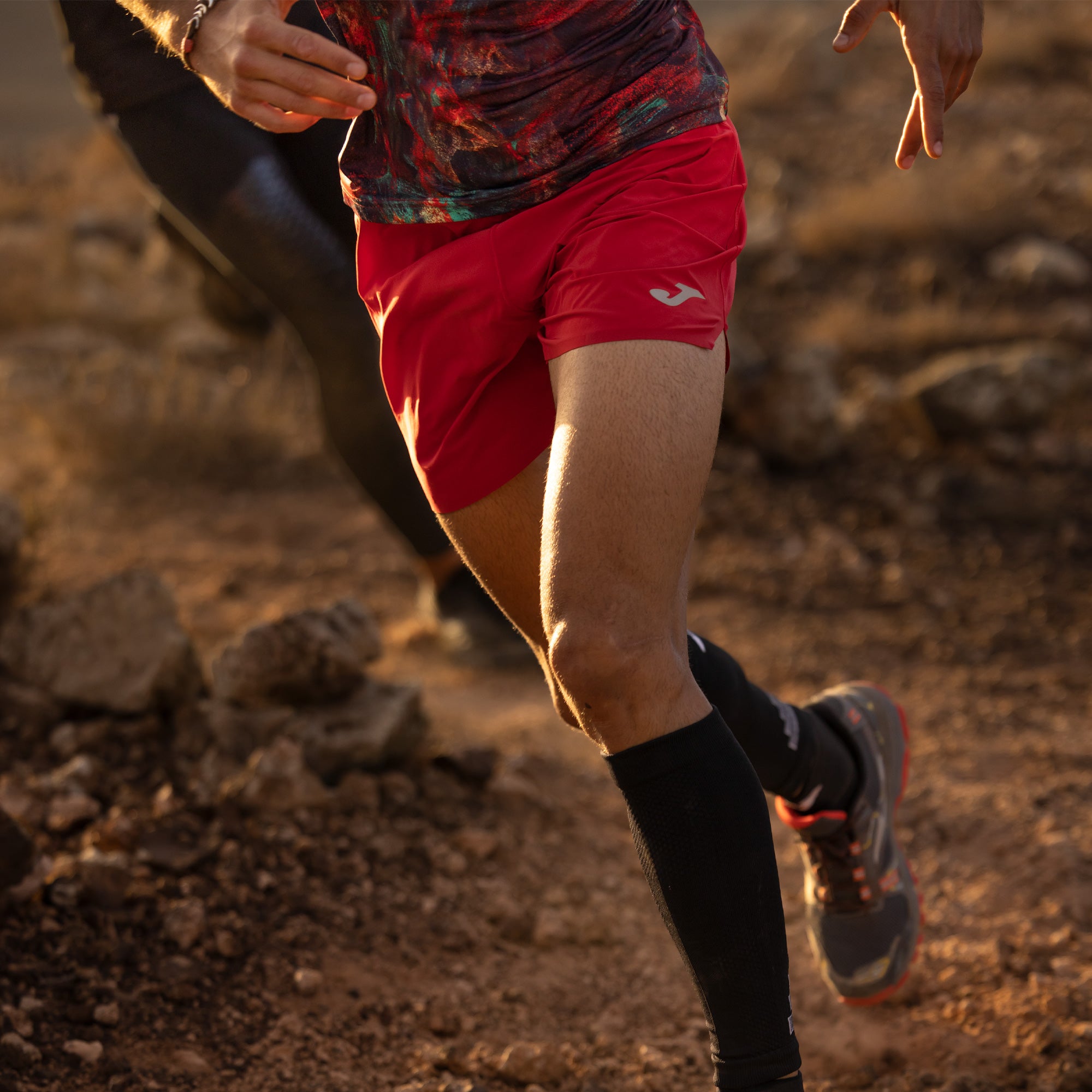 TRAIL MICRO SHORTS - BORDEAUX